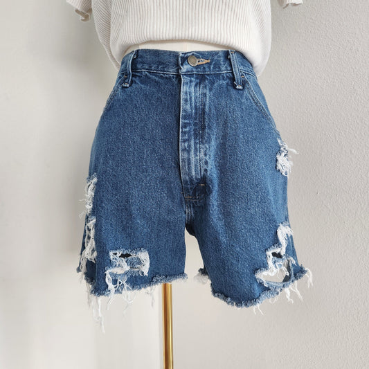 Wrangler Relaxed Fit High Waisted Distressed Denim Jean Shorts Ripped 32–33