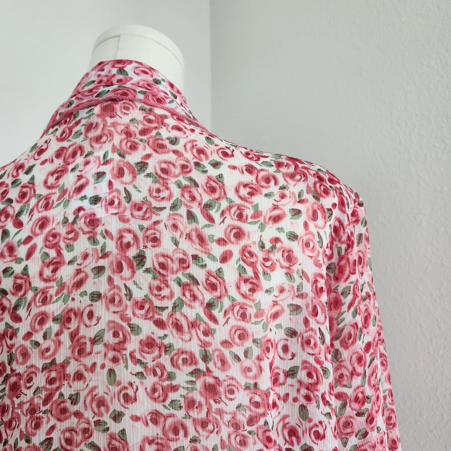Vintage 80s Masaccio Rose Print Sheer Button Down Blouse Italian Vintage L
