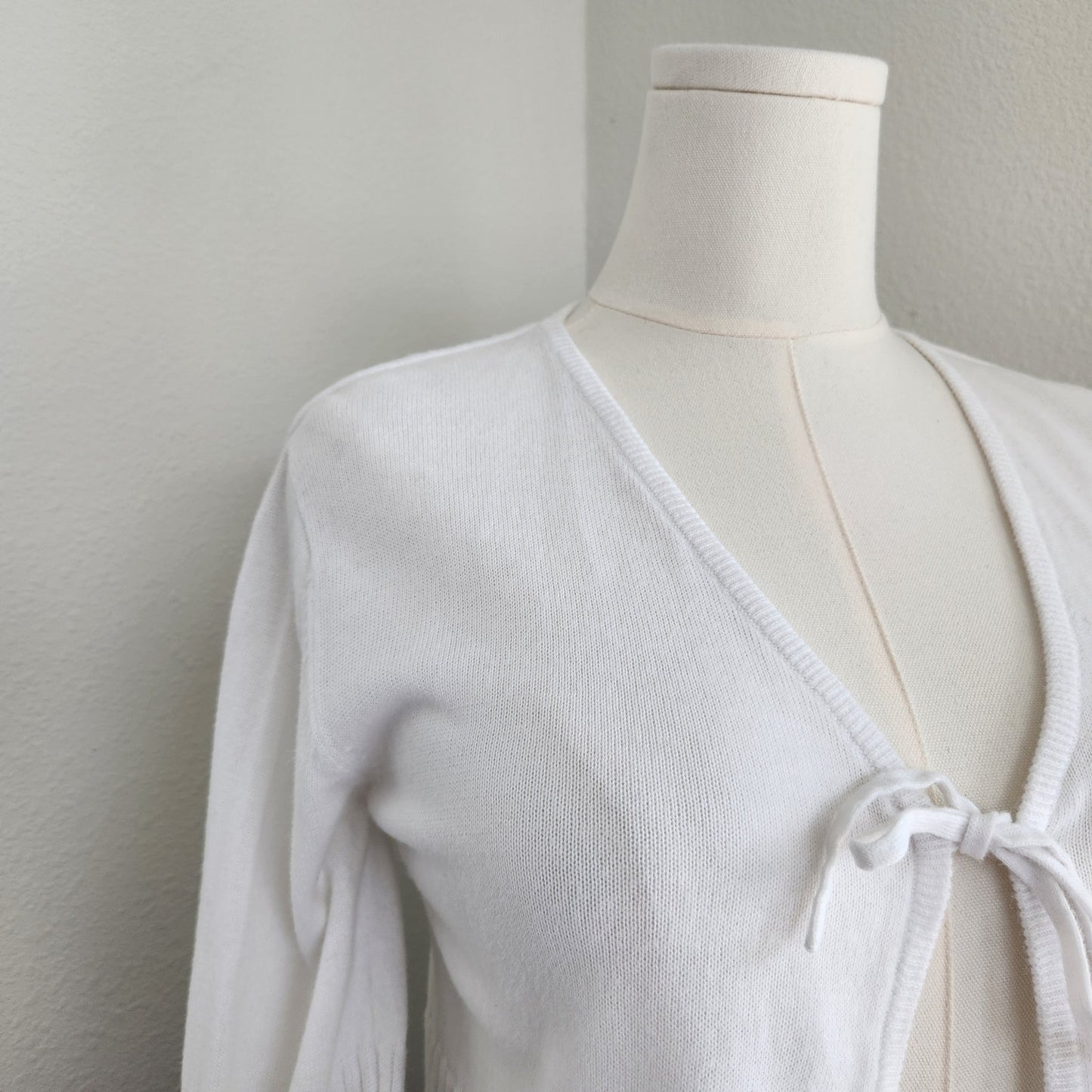 Vintage White Stag White Tie Front Knit Cardigan Long Sleeve Scallop Hem L